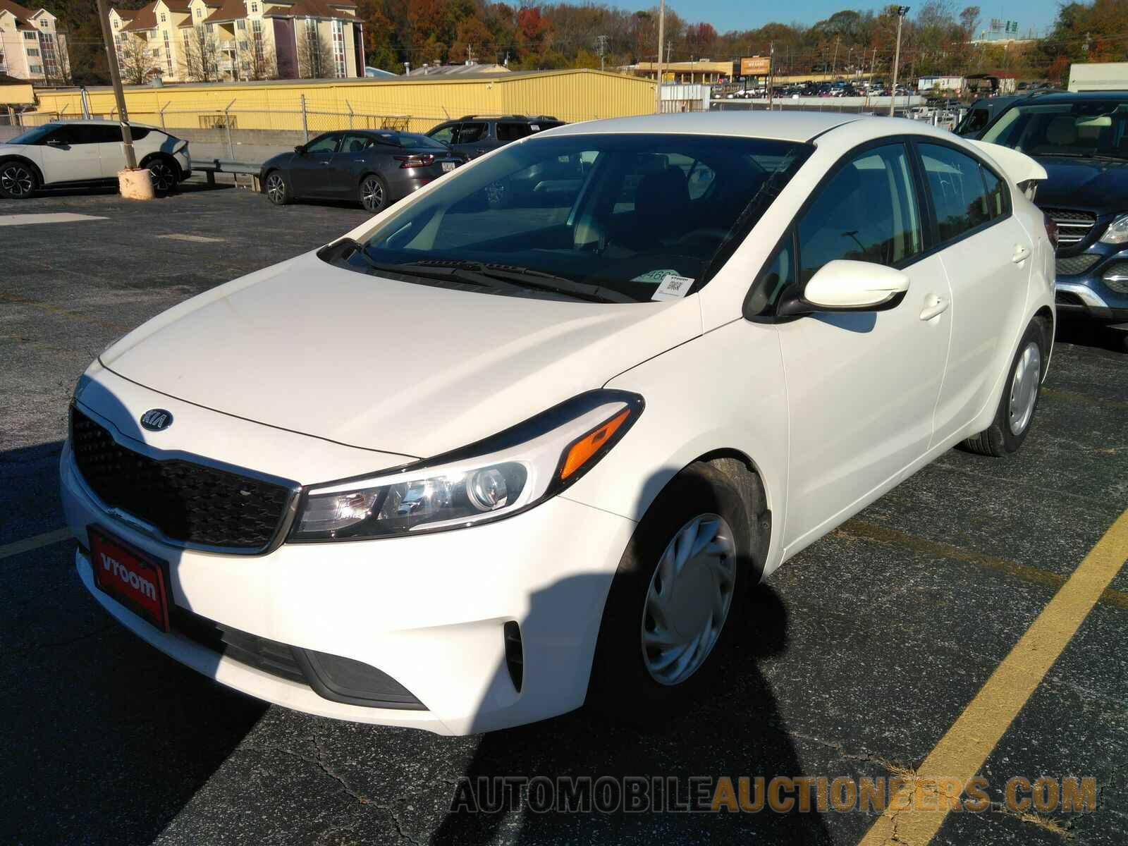 3KPFK4A71HE078233 Kia Forte LX 2017