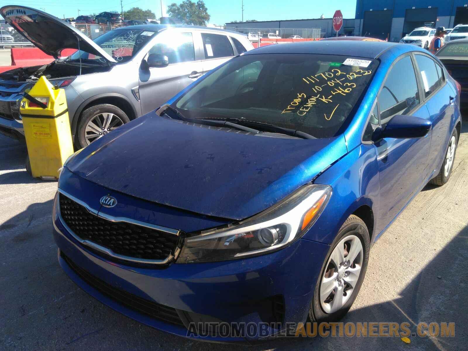 3KPFK4A71HE111702 Kia Forte LX 2017