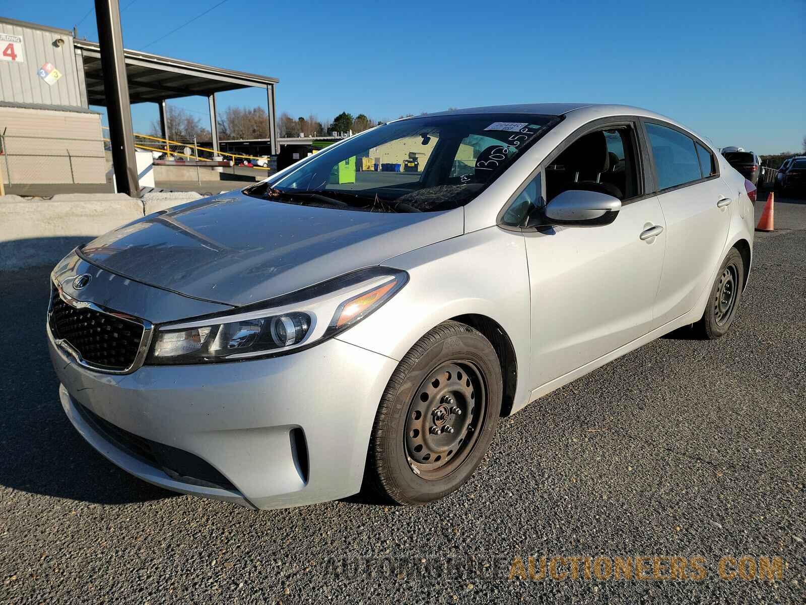 3KPFK4A71HE130265 Kia Forte LX 2017