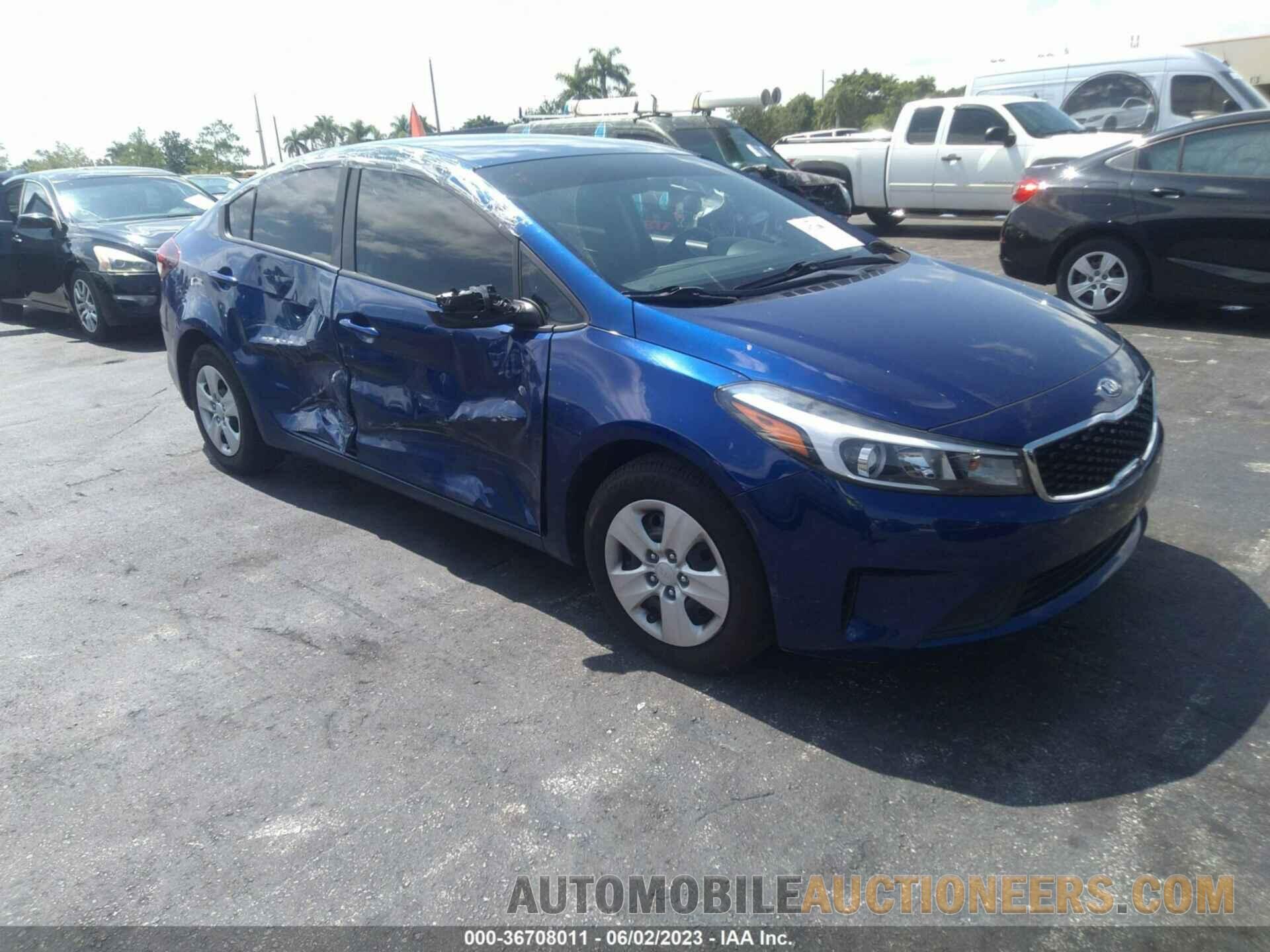 3KPFK4A71JE165975 KIA FORTE 2018