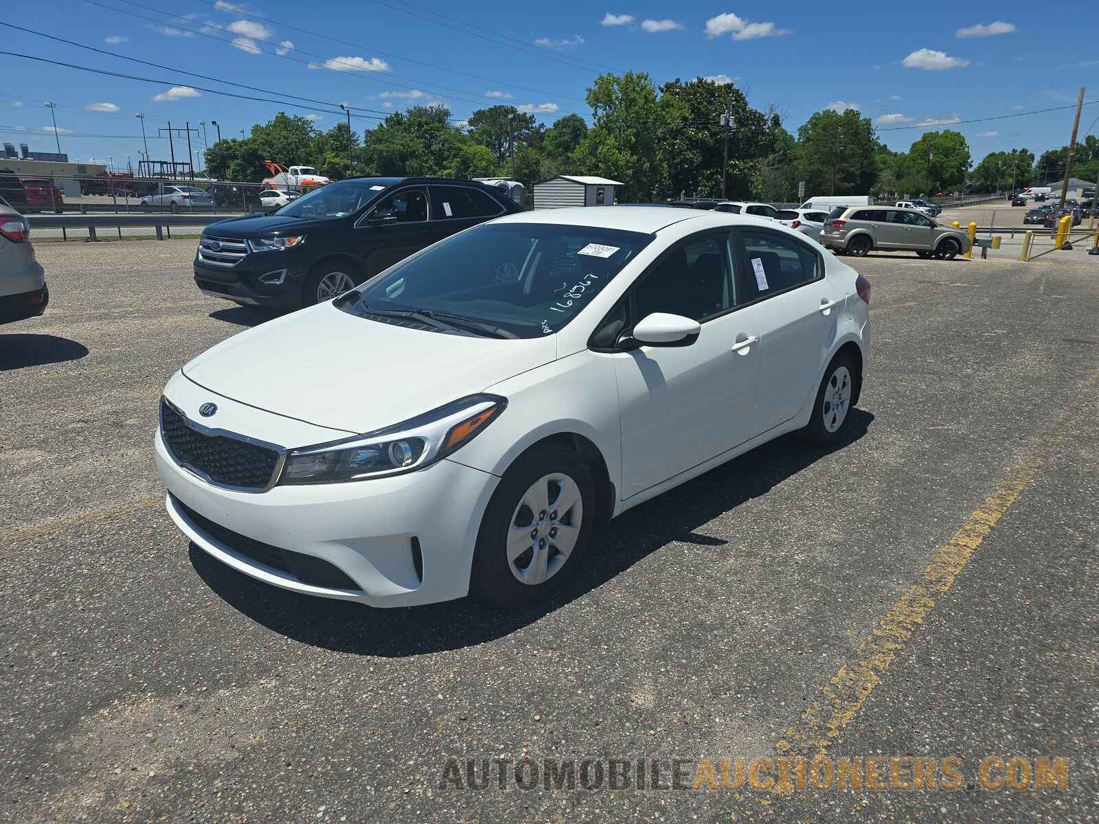 3KPFK4A71JE168567 Kia Forte LX 2018