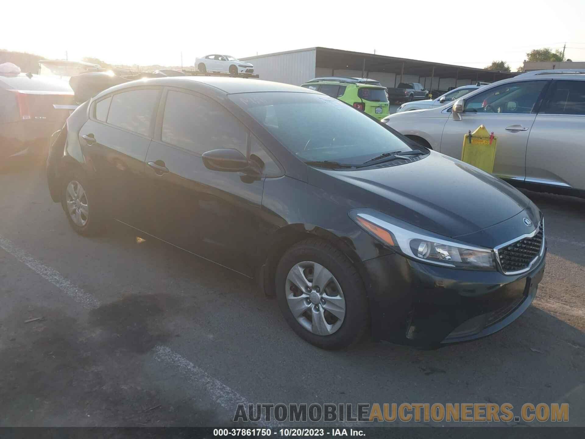 3KPFK4A71JE179598 KIA FORTE 2018