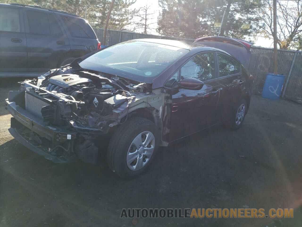 3KPFK4A71JE190245 KIA FORTE 2018