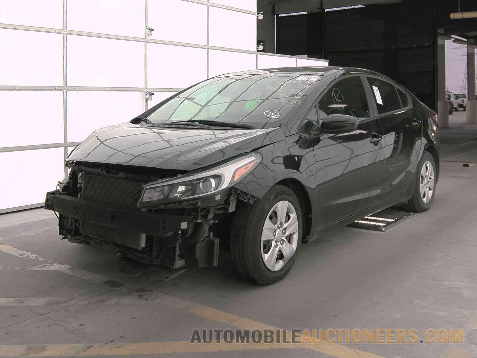 3KPFK4A71JE225236 Kia Forte LX 2018