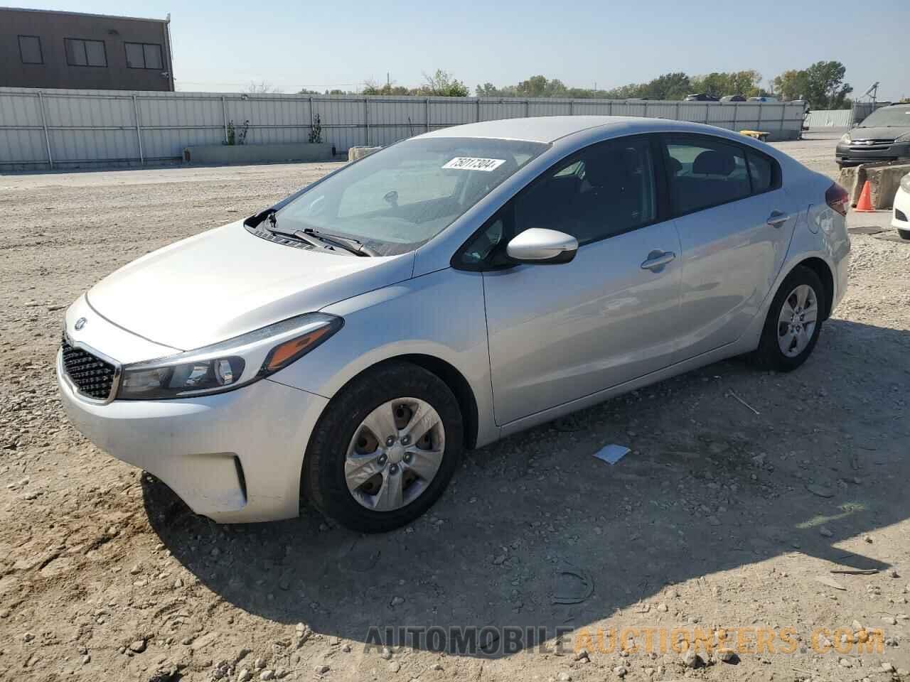 3KPFK4A71JE225270 KIA FORTE 2018