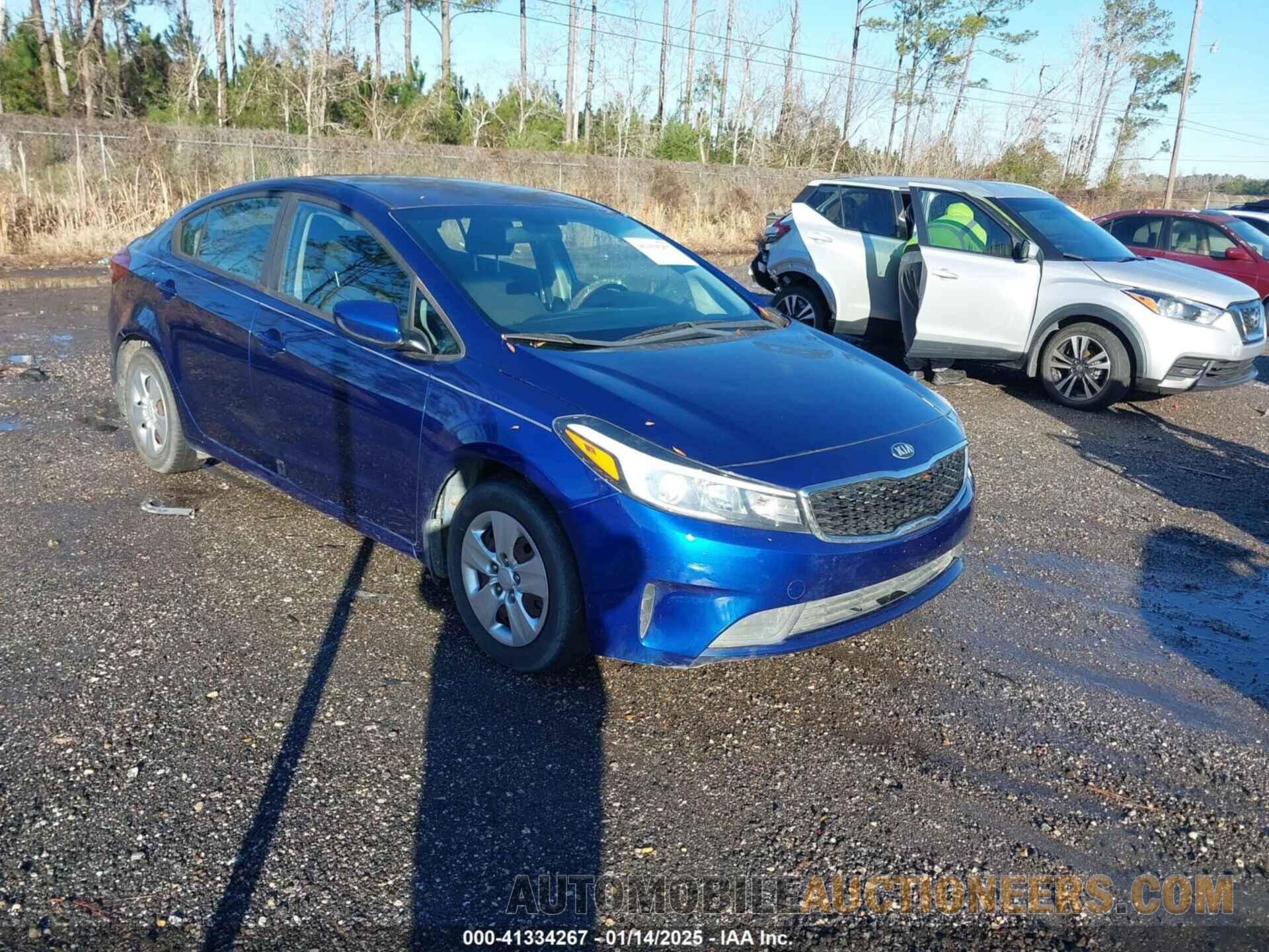 3KPFK4A71JE226693 KIA FORTE 2018