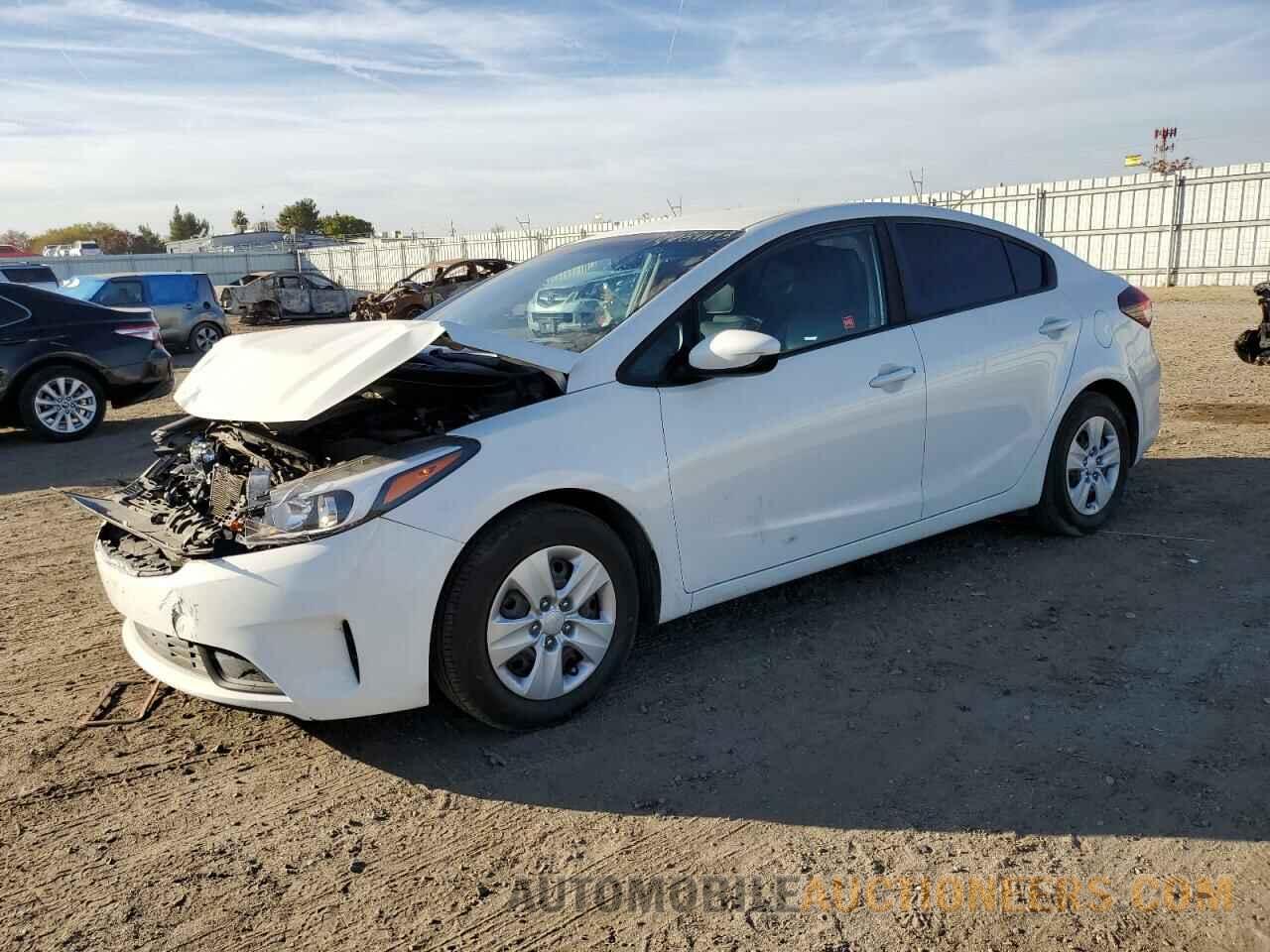 3KPFK4A71JE228931 KIA FORTE 2018