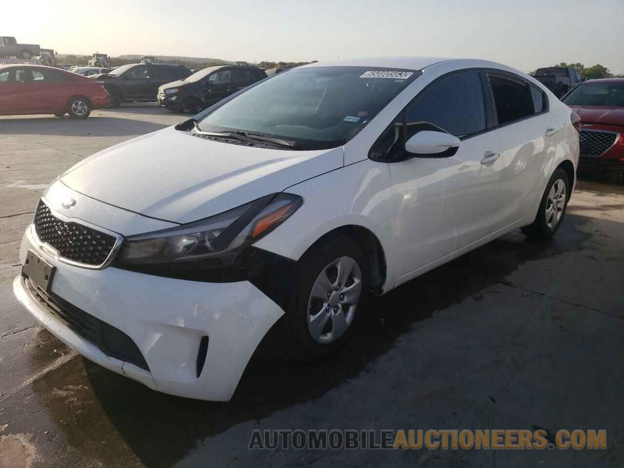 3KPFK4A71JE229139 KIA FORTE 2018