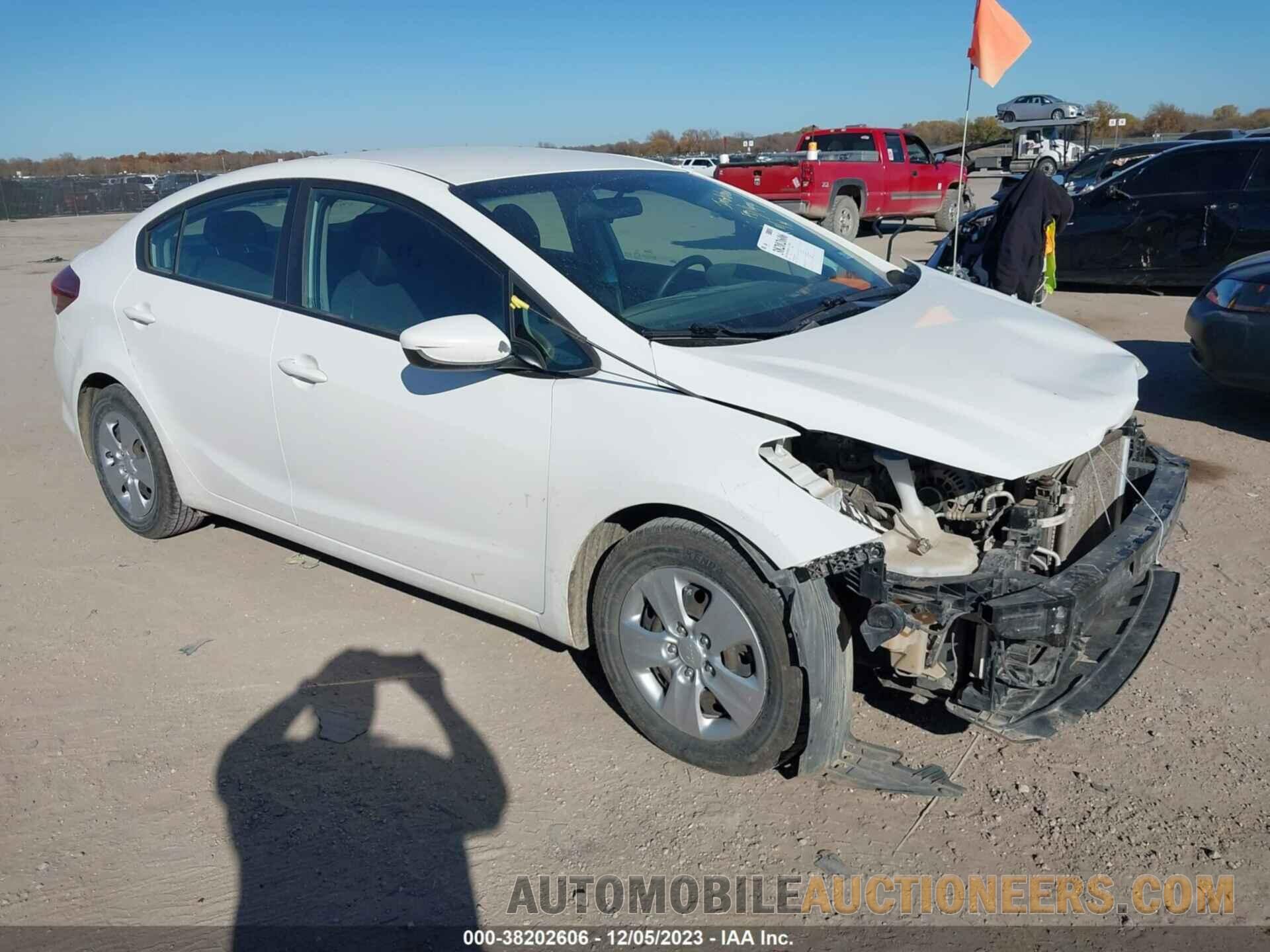 3KPFK4A71JE239539 KIA FORTE 2018