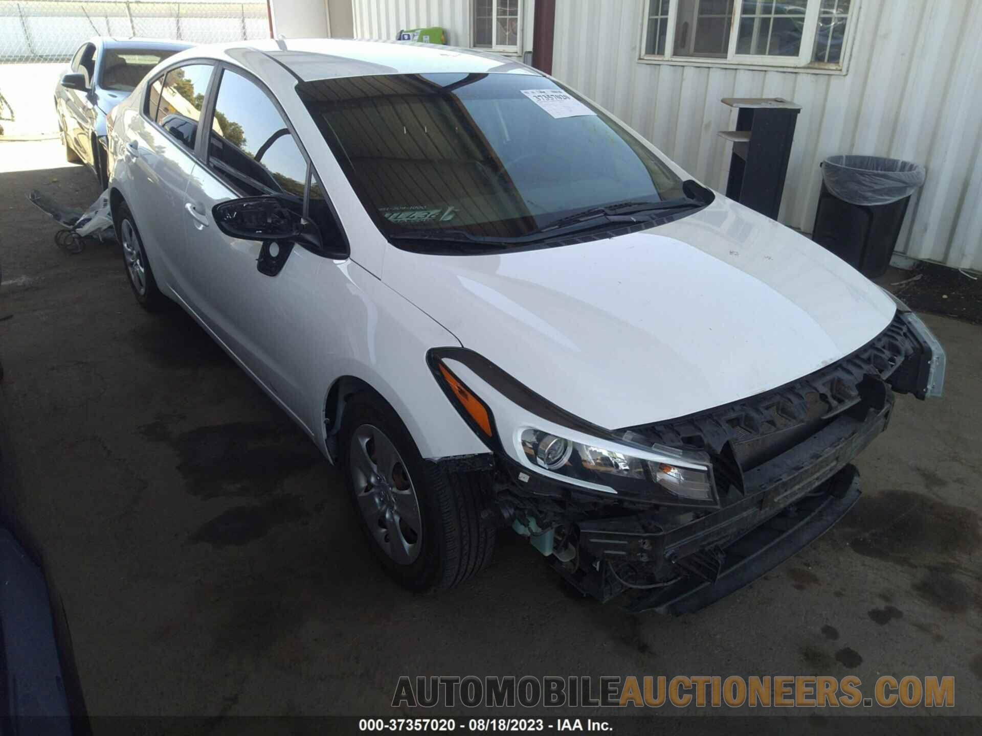 3KPFK4A71JE240836 KIA FORTE 2018