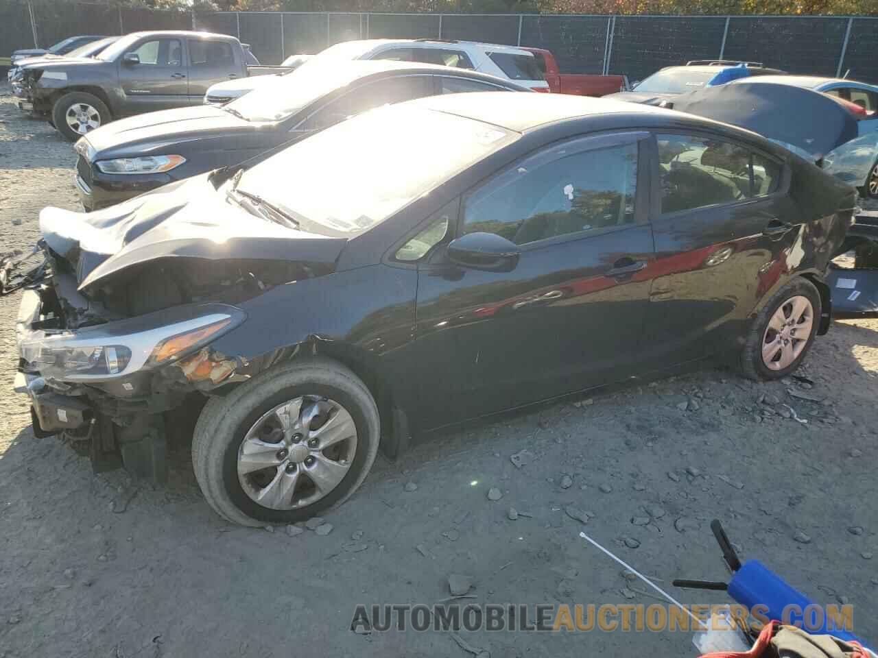 3KPFK4A71JE246460 KIA FORTE 2018