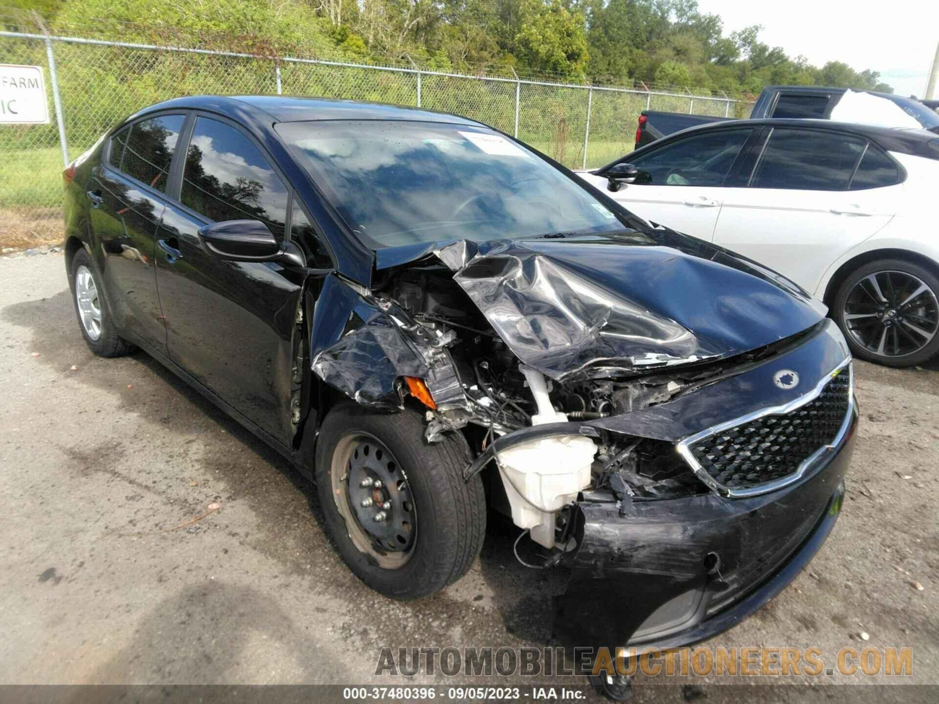 3KPFK4A71JE246958 KIA FORTE 2018