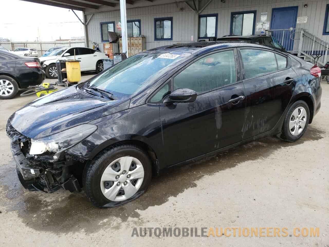 3KPFK4A71JE255076 KIA FORTE 2018