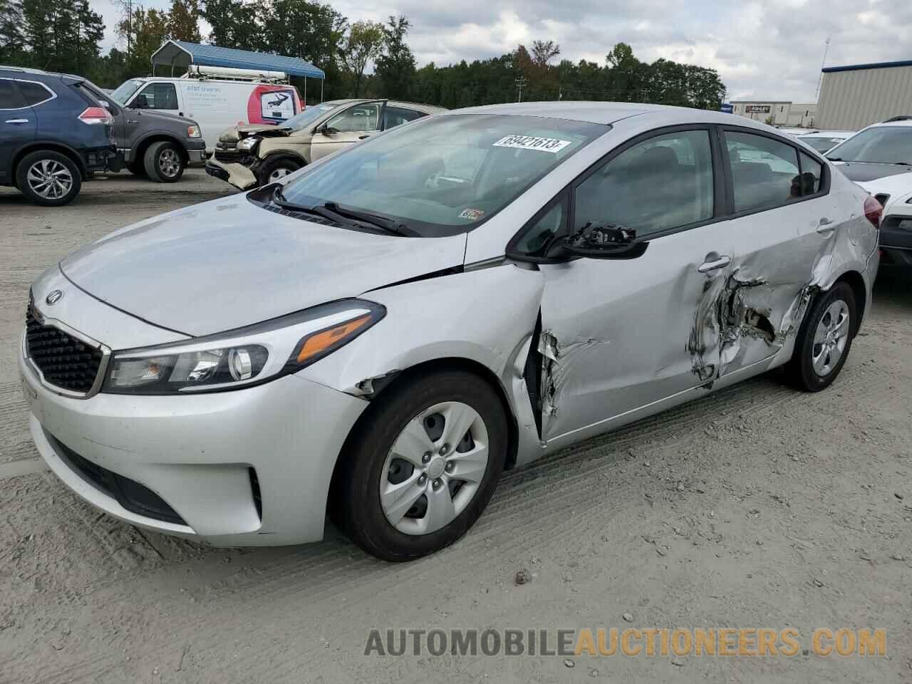 3KPFK4A71JE258348 KIA FORTE 2018