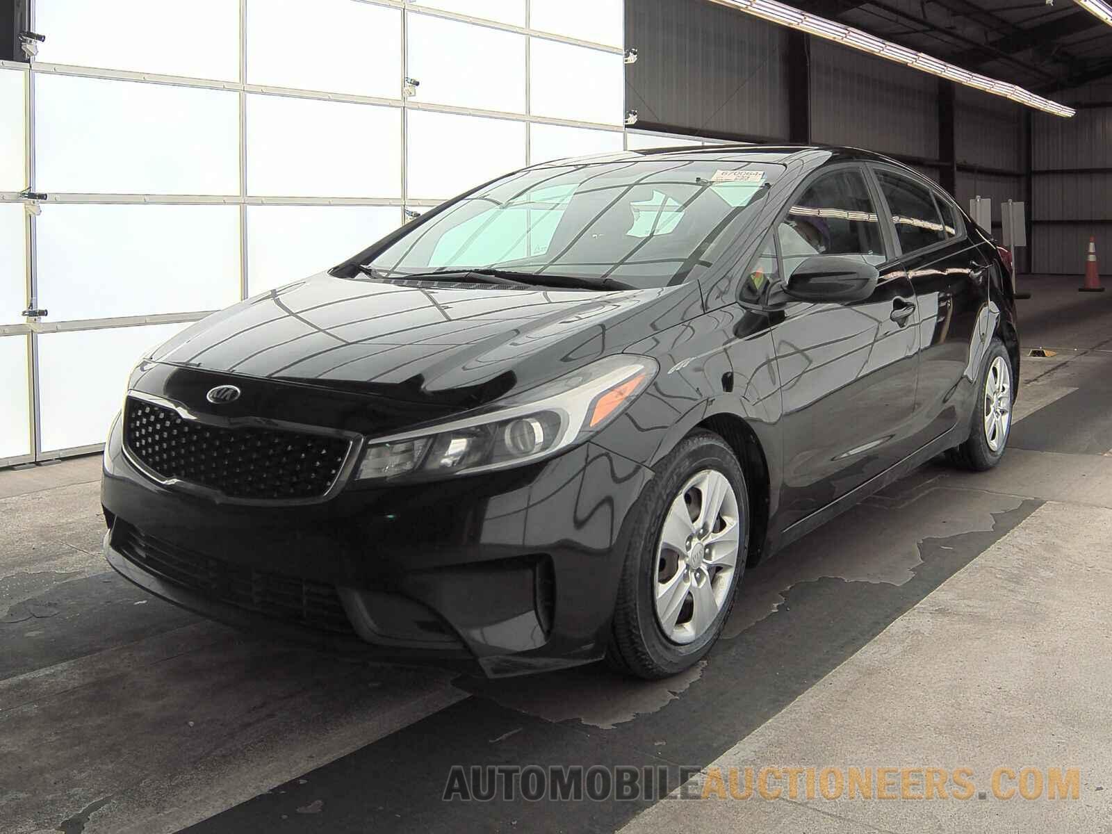 3KPFK4A72HE025279 Kia Forte LX 2017