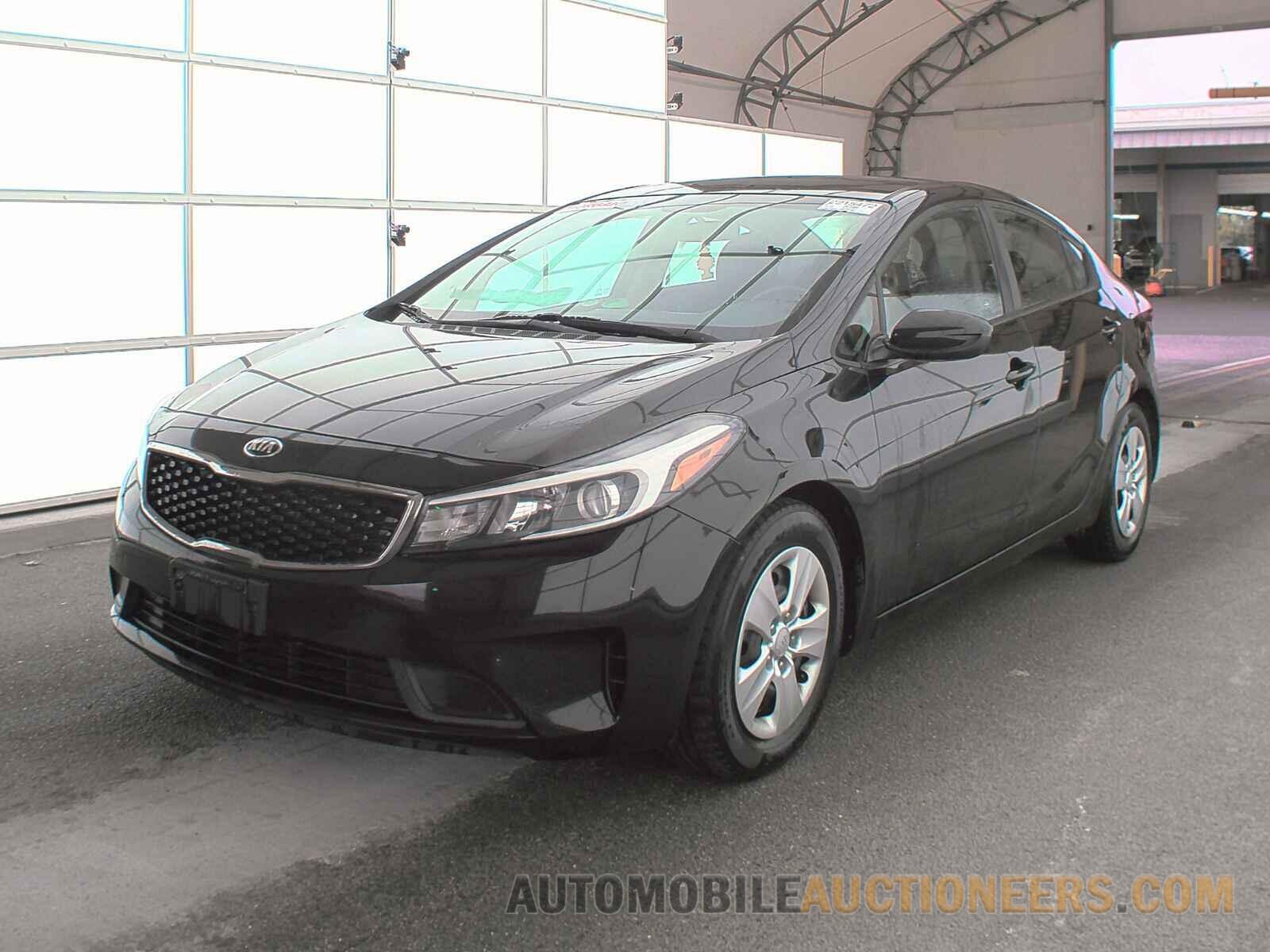 3KPFK4A72HE028912 Kia Forte 2017