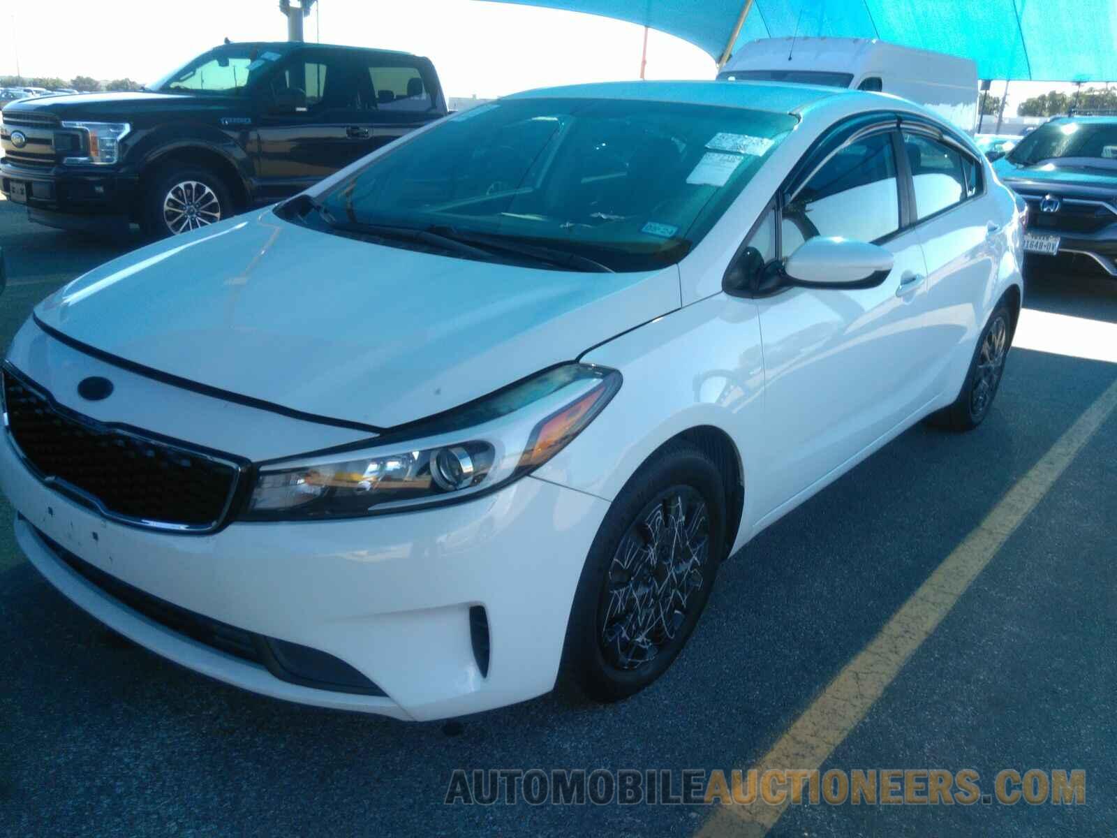 3KPFK4A72HE095266 Kia Forte LX 2017