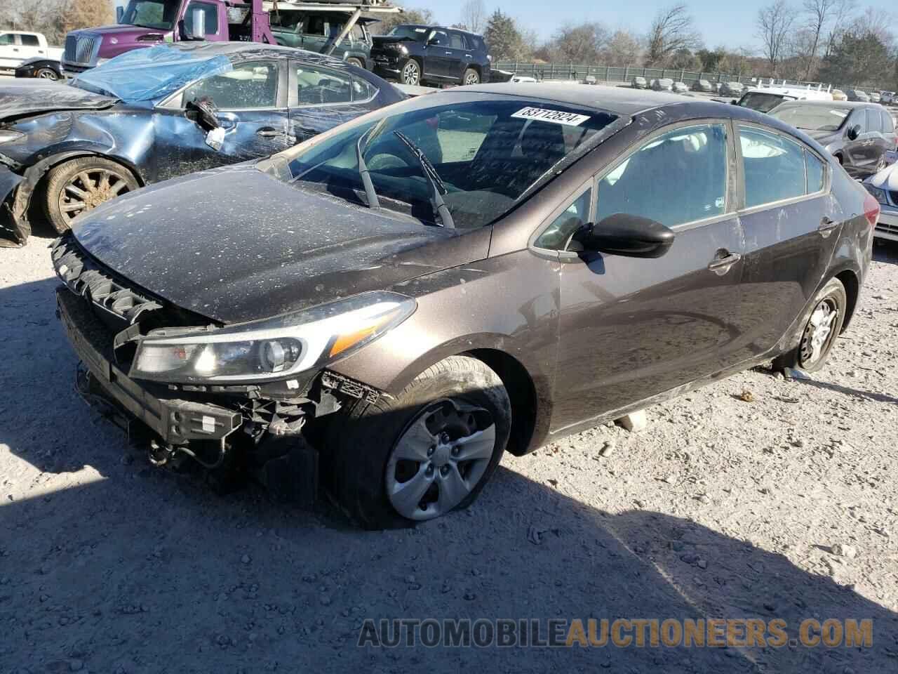 3KPFK4A72HE142795 KIA FORTE 2017