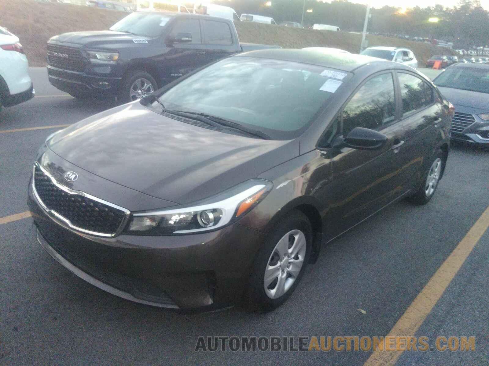 3KPFK4A72JE167525 Kia Forte LX 2018