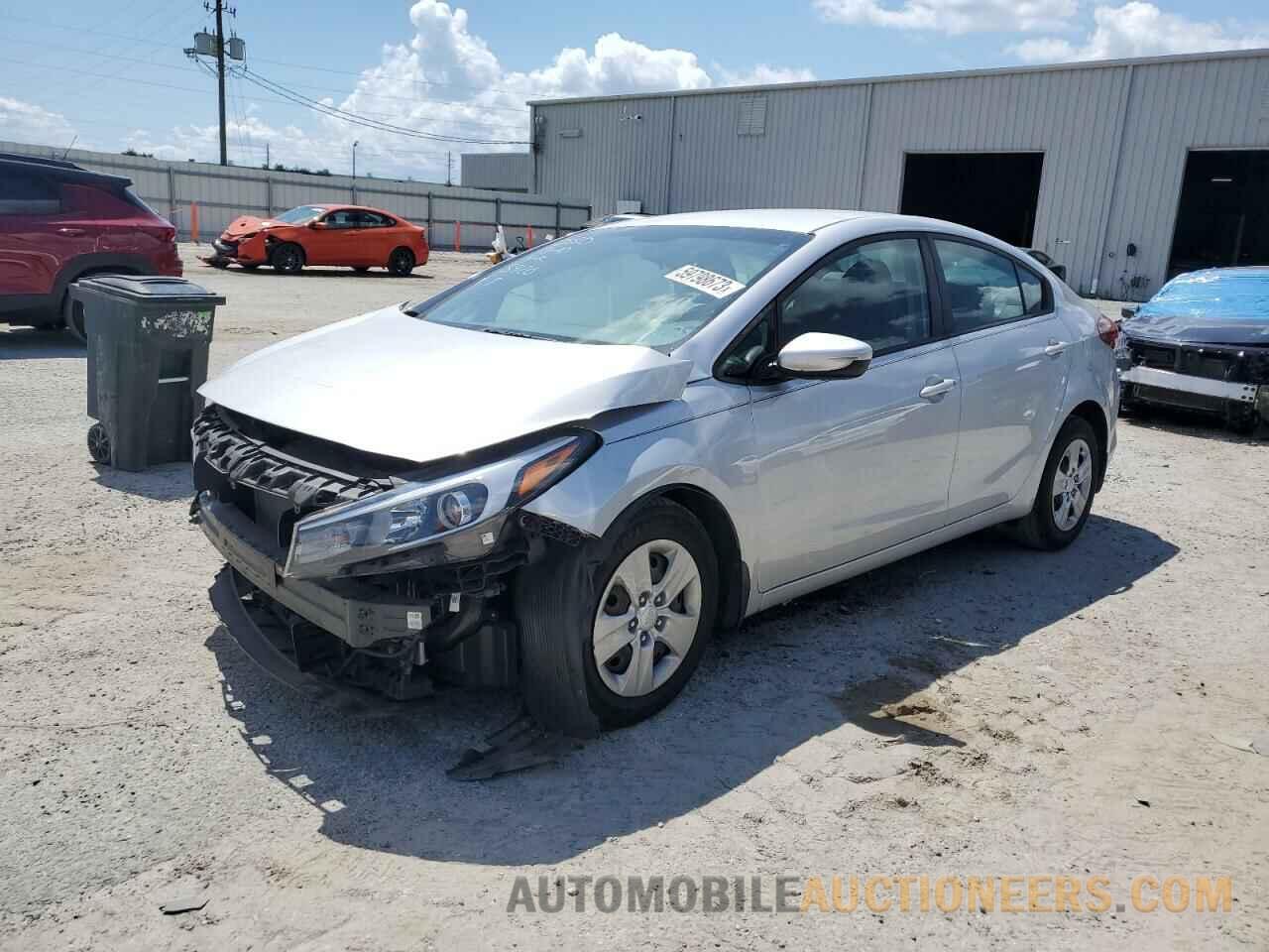 3KPFK4A72JE205920 KIA FORTE 2018