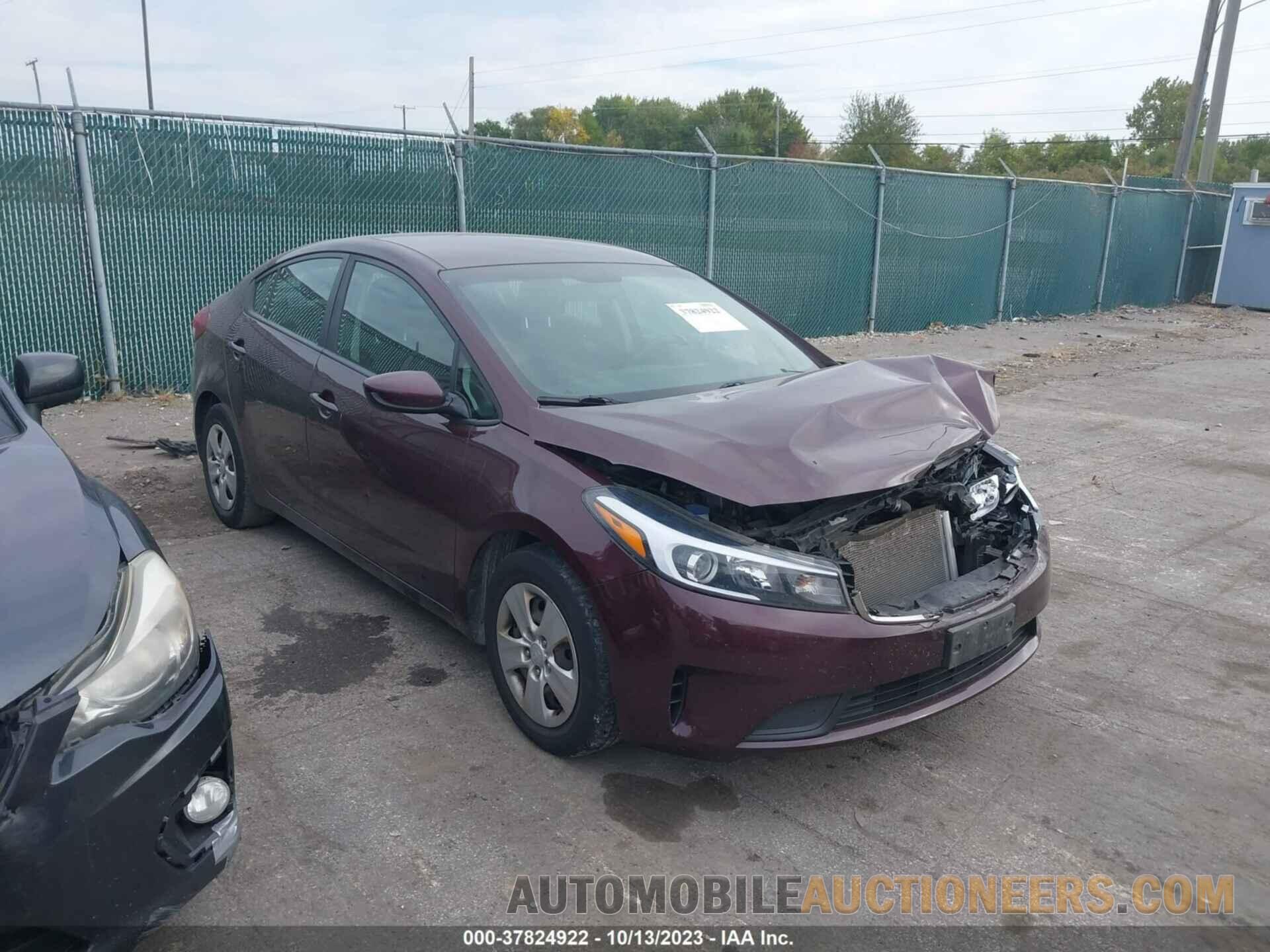 3KPFK4A72JE211197 KIA FORTE 2018