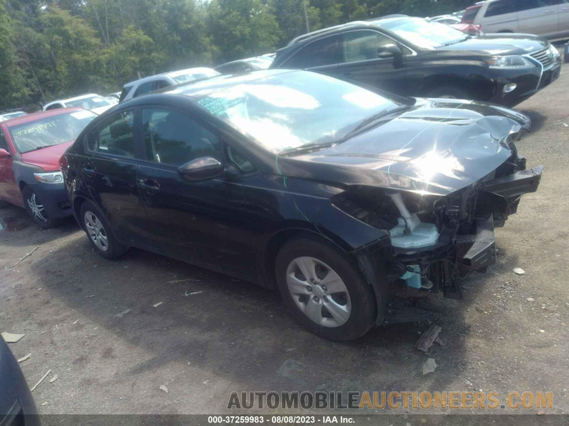 3KPFK4A72JE221115 KIA FORTE 2018