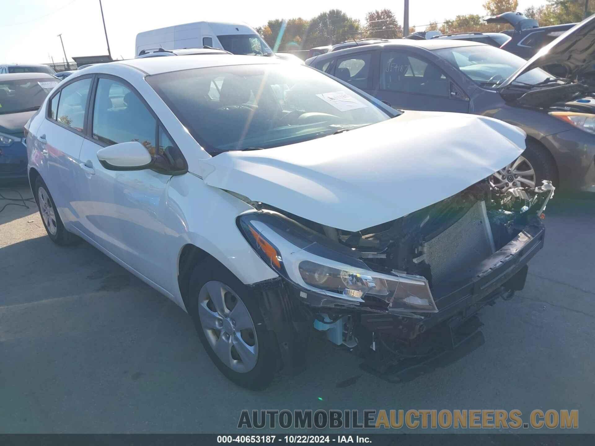 3KPFK4A72JE231398 KIA FORTE 2018