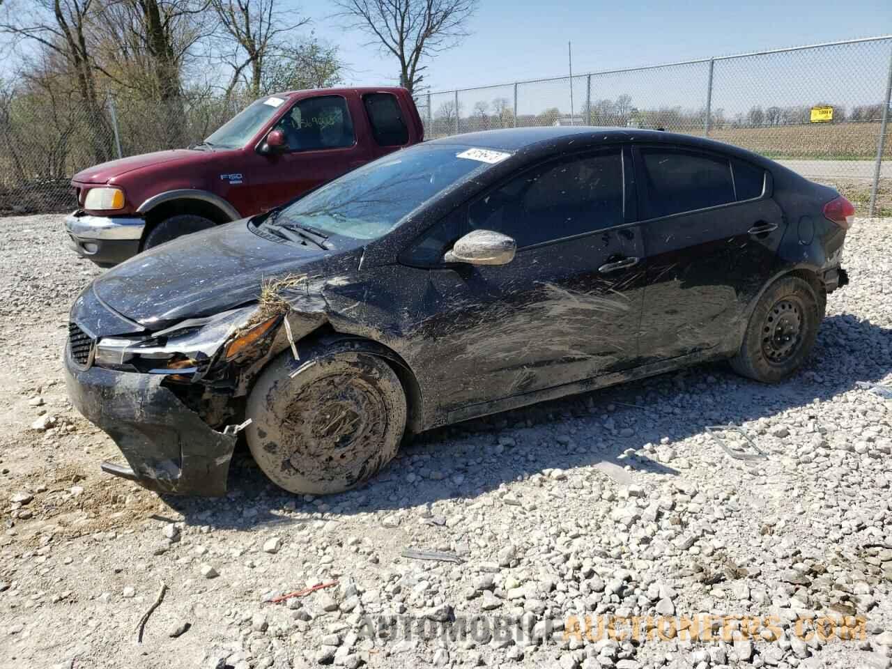 3KPFK4A72JE240683 KIA FORTE 2018