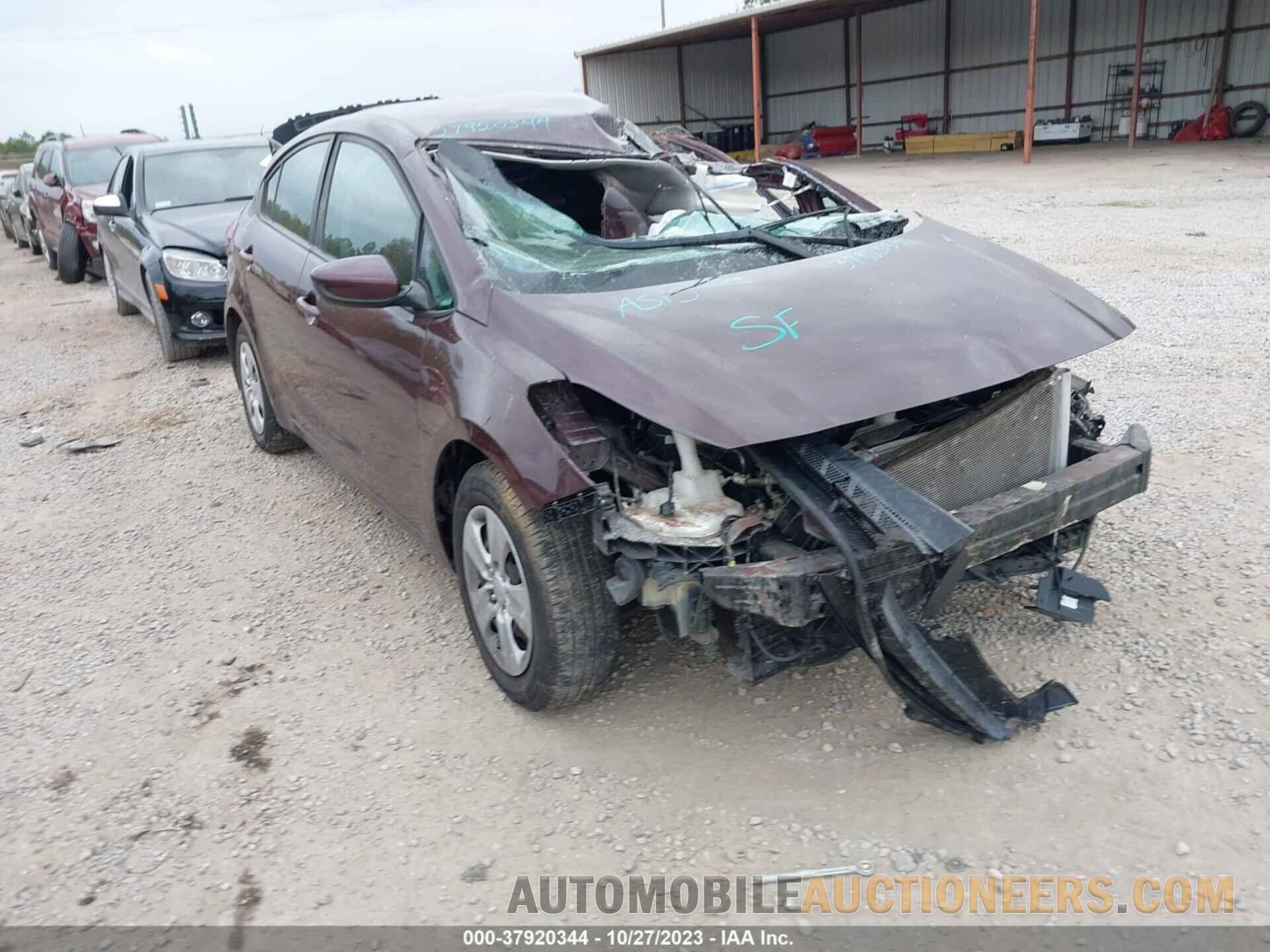 3KPFK4A72JE246256 KIA FORTE 2018