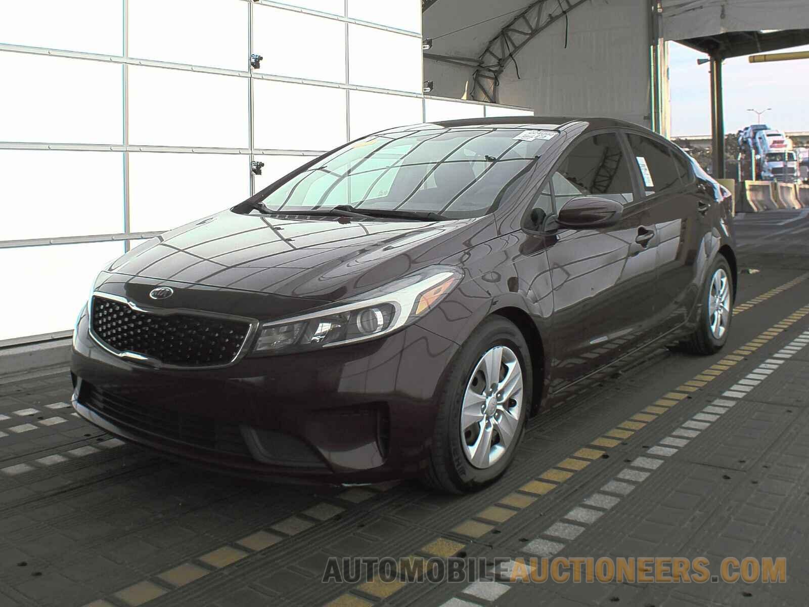 3KPFK4A72JE258696 Kia Forte LX 2018