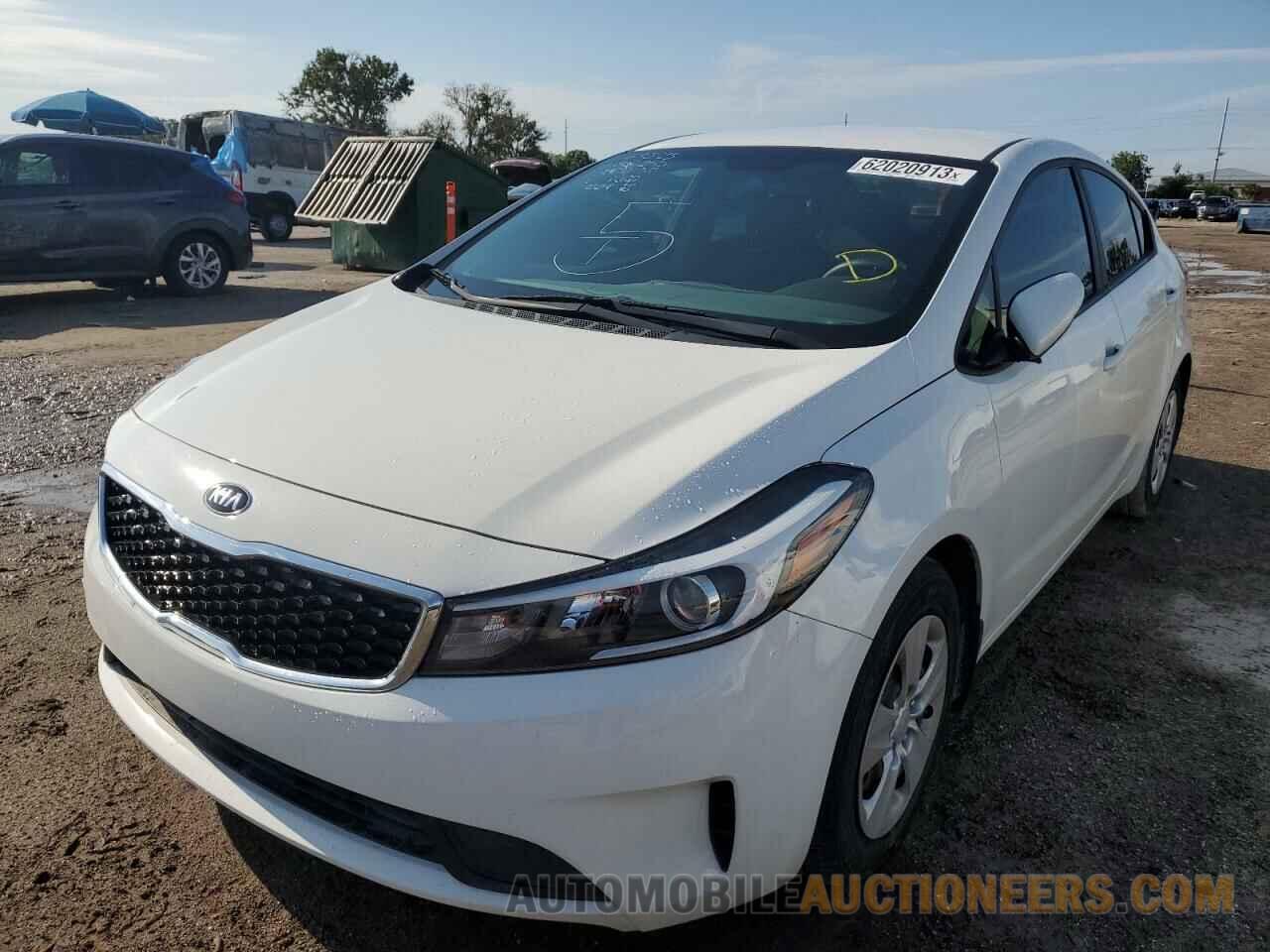 3KPFK4A72JE269097 KIA FORTE 2018