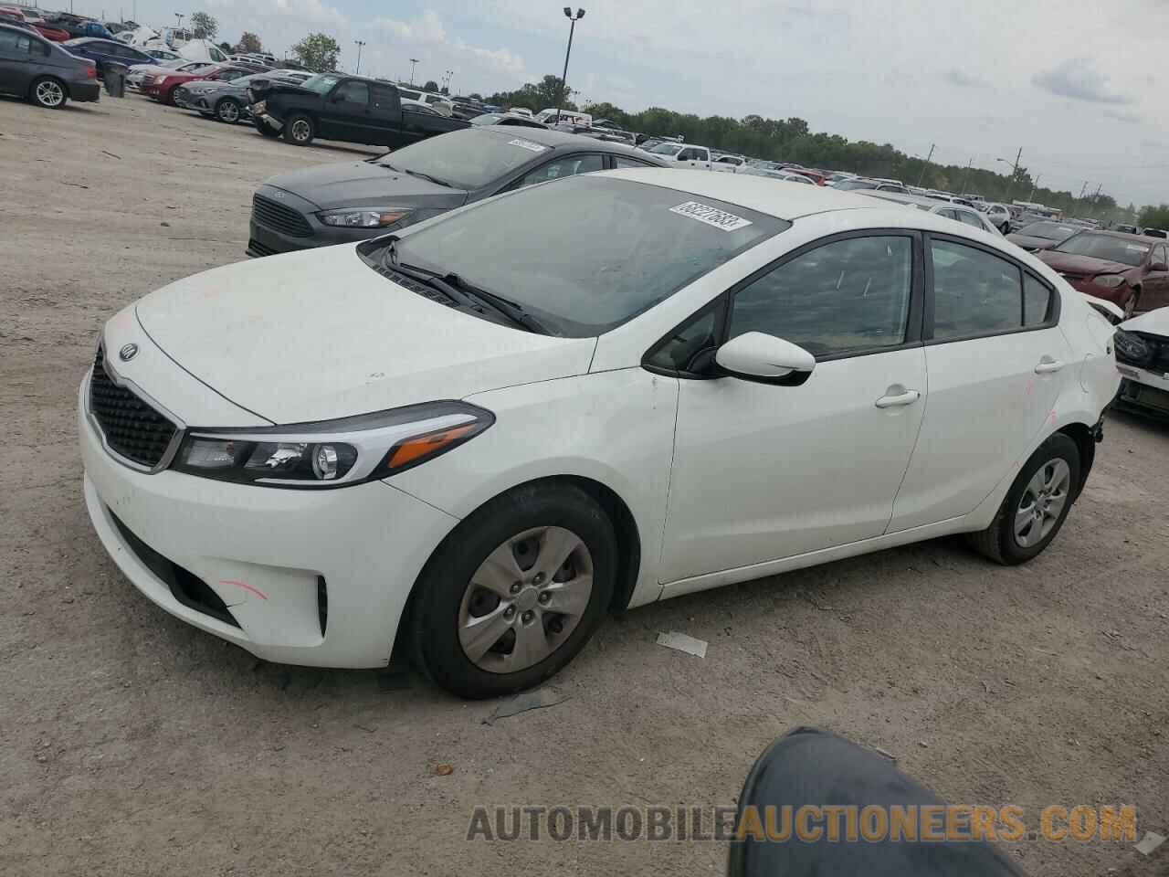 3KPFK4A72JE282402 KIA FORTE 2018