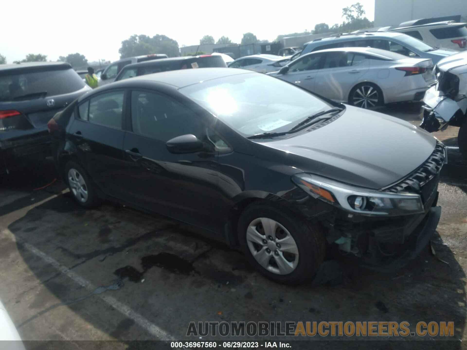 3KPFK4A72JE284909 KIA FORTE 2018