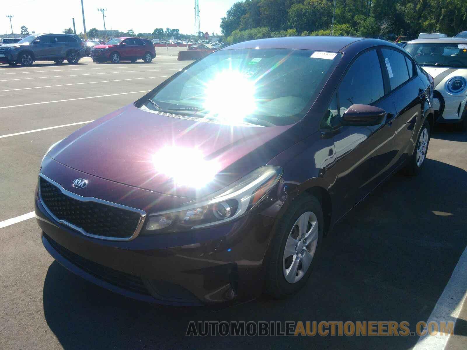 3KPFK4A73HE075768 Kia Forte LX 2017