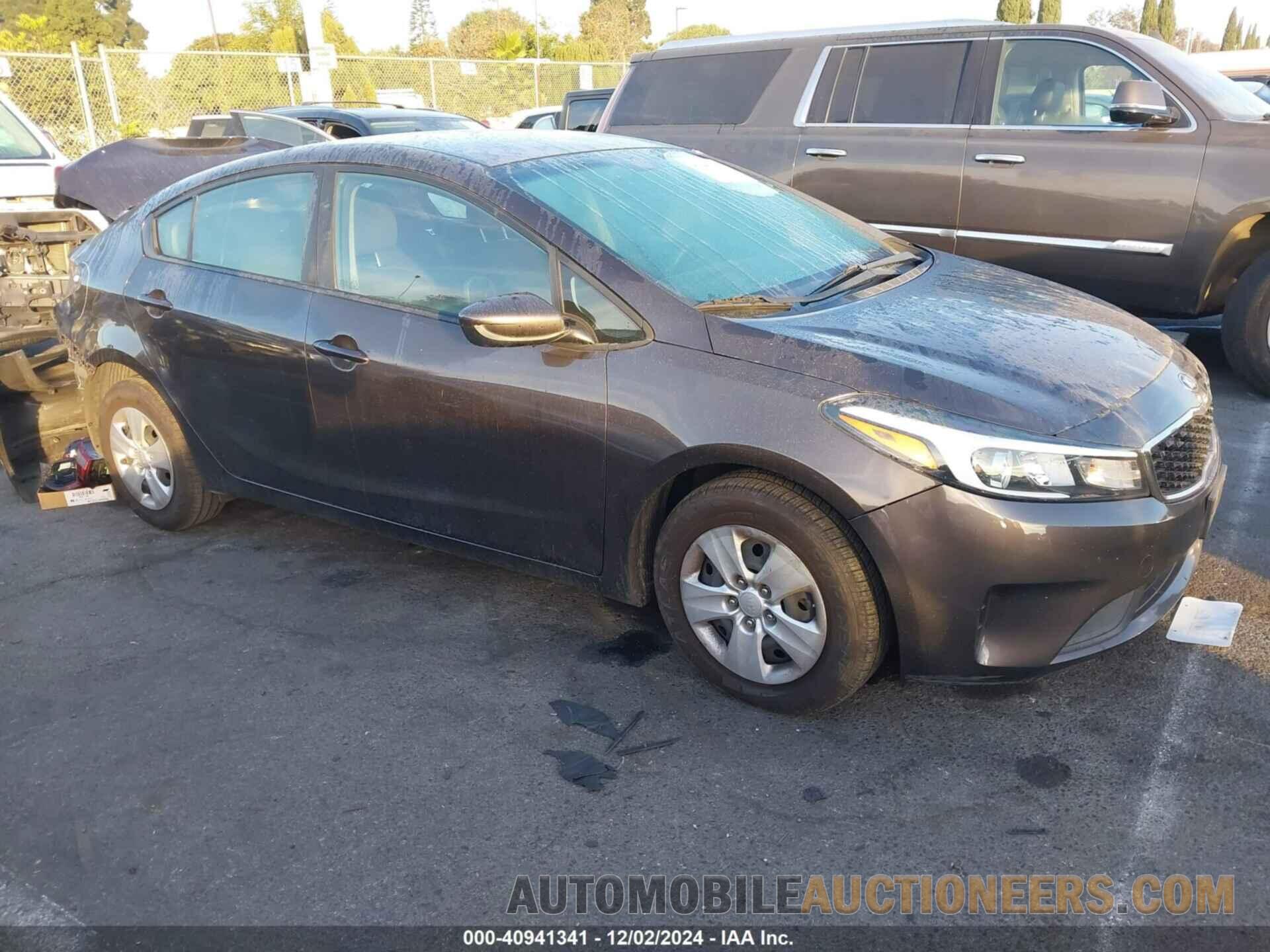 3KPFK4A73HE130381 KIA FORTE 2017