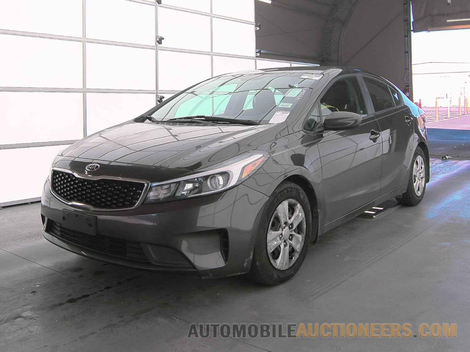 3KPFK4A73HE142000 Kia Forte LX 2017