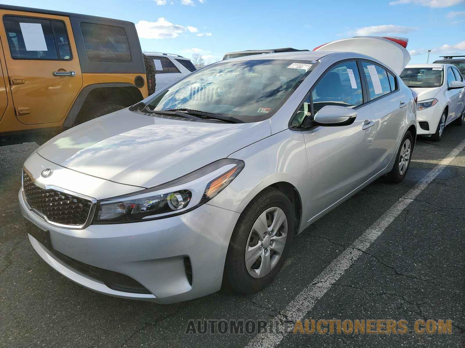 3KPFK4A73HE152753 Kia Forte LX 2017