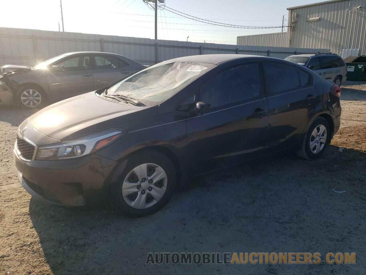 3KPFK4A73JE168702 KIA FORTE 2018