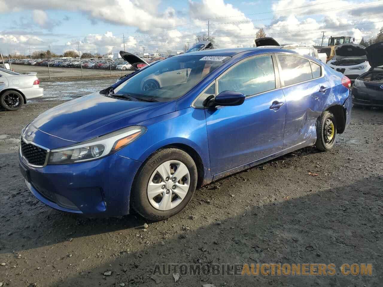 3KPFK4A73JE185189 KIA FORTE 2018