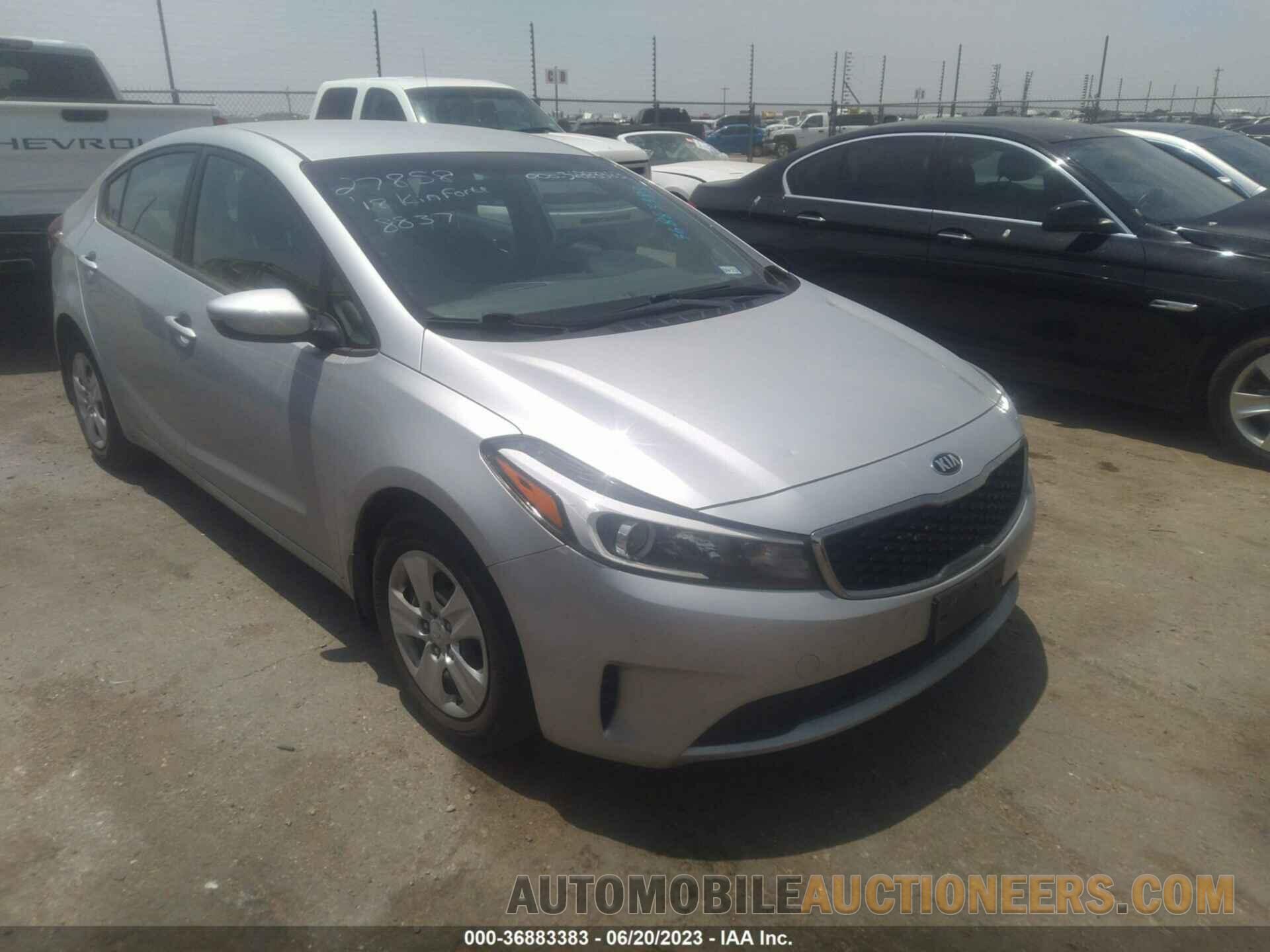 3KPFK4A73JE218837 KIA FORTE 2018