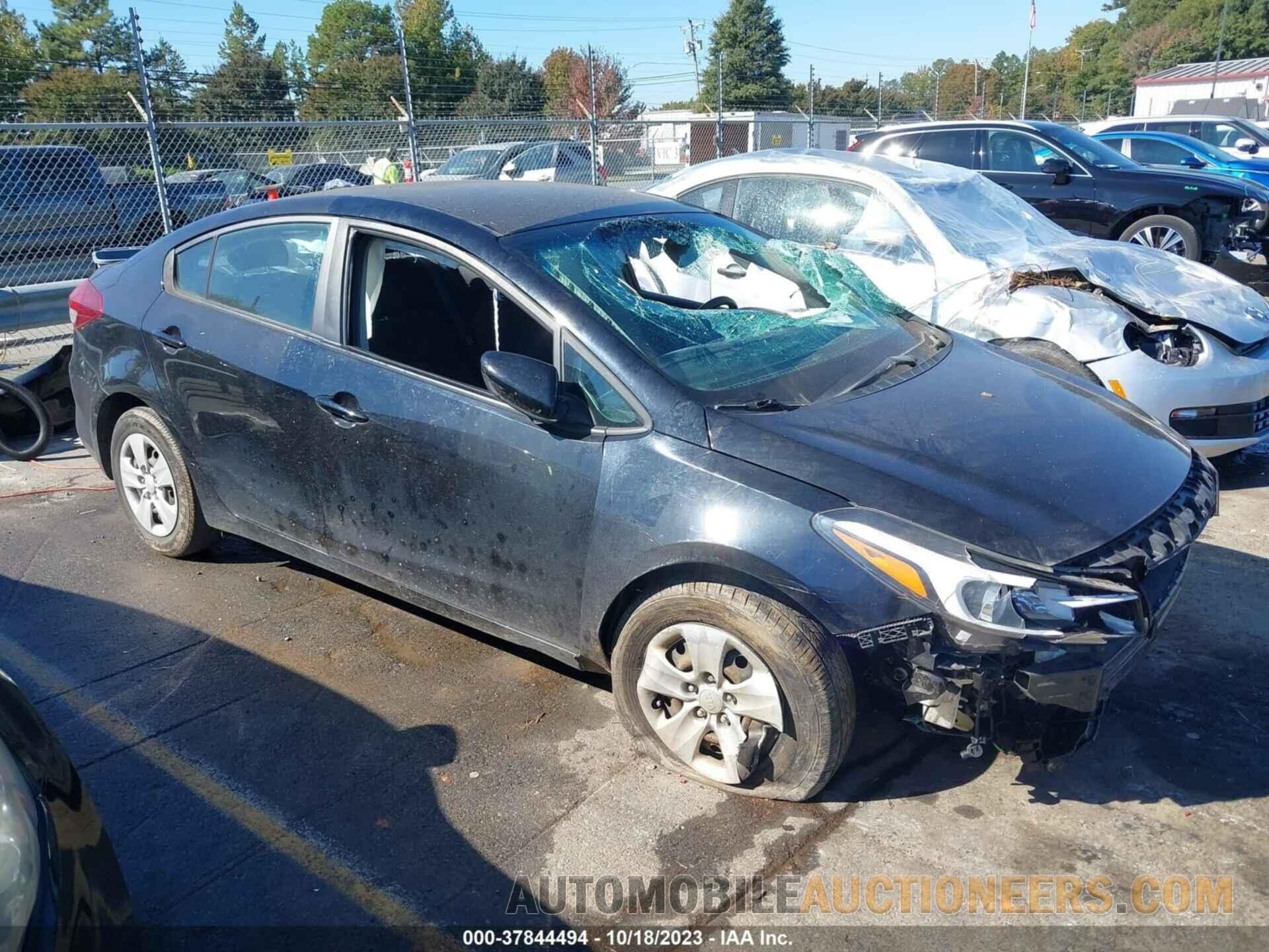 3KPFK4A73JE236528 KIA FORTE 2018