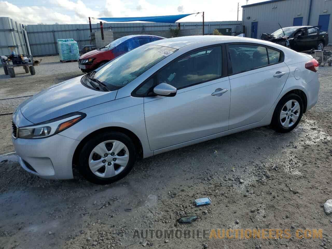 3KPFK4A73JE240403 KIA FORTE 2018