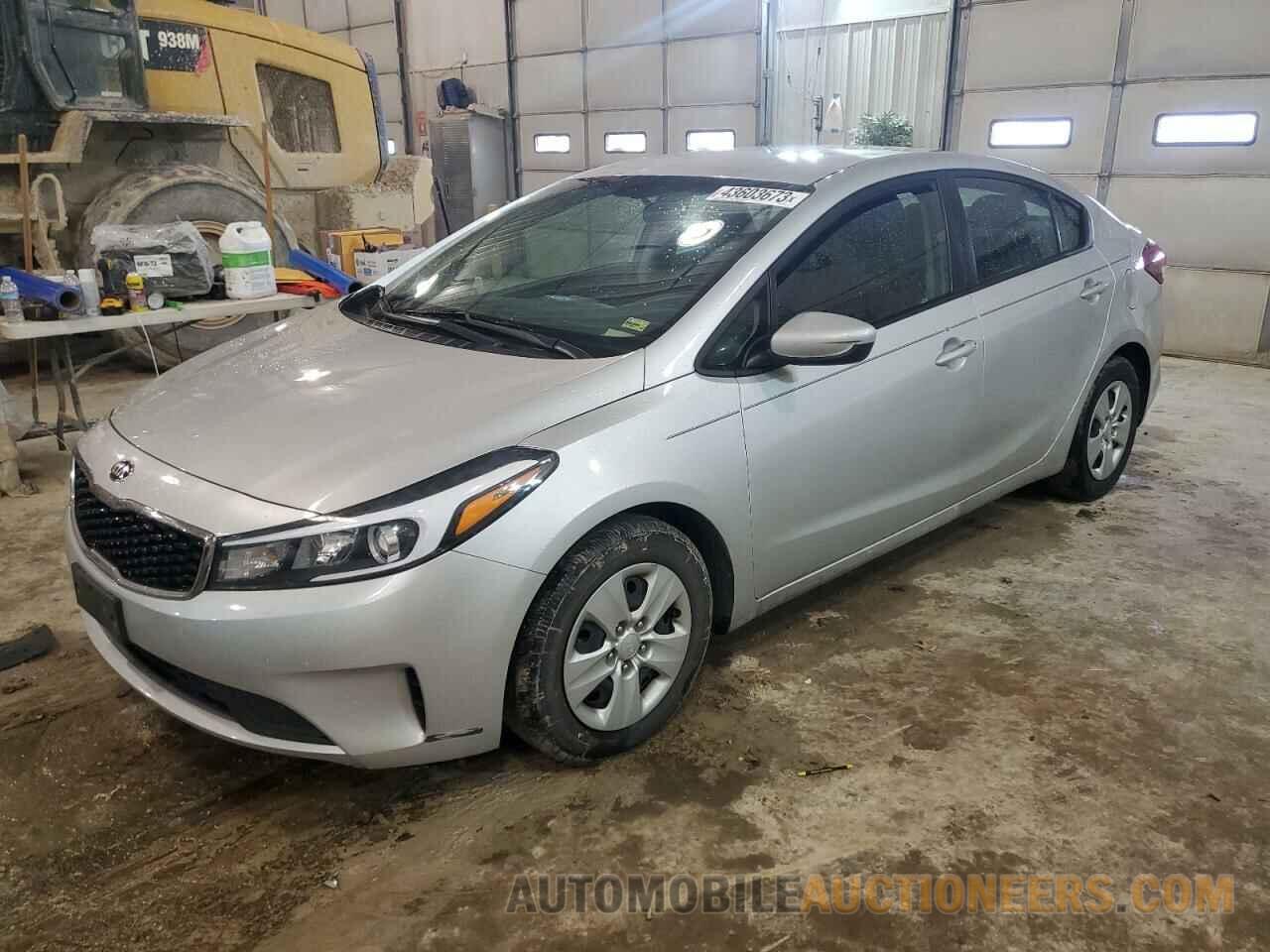 3KPFK4A73JE245729 KIA FORTE 2018