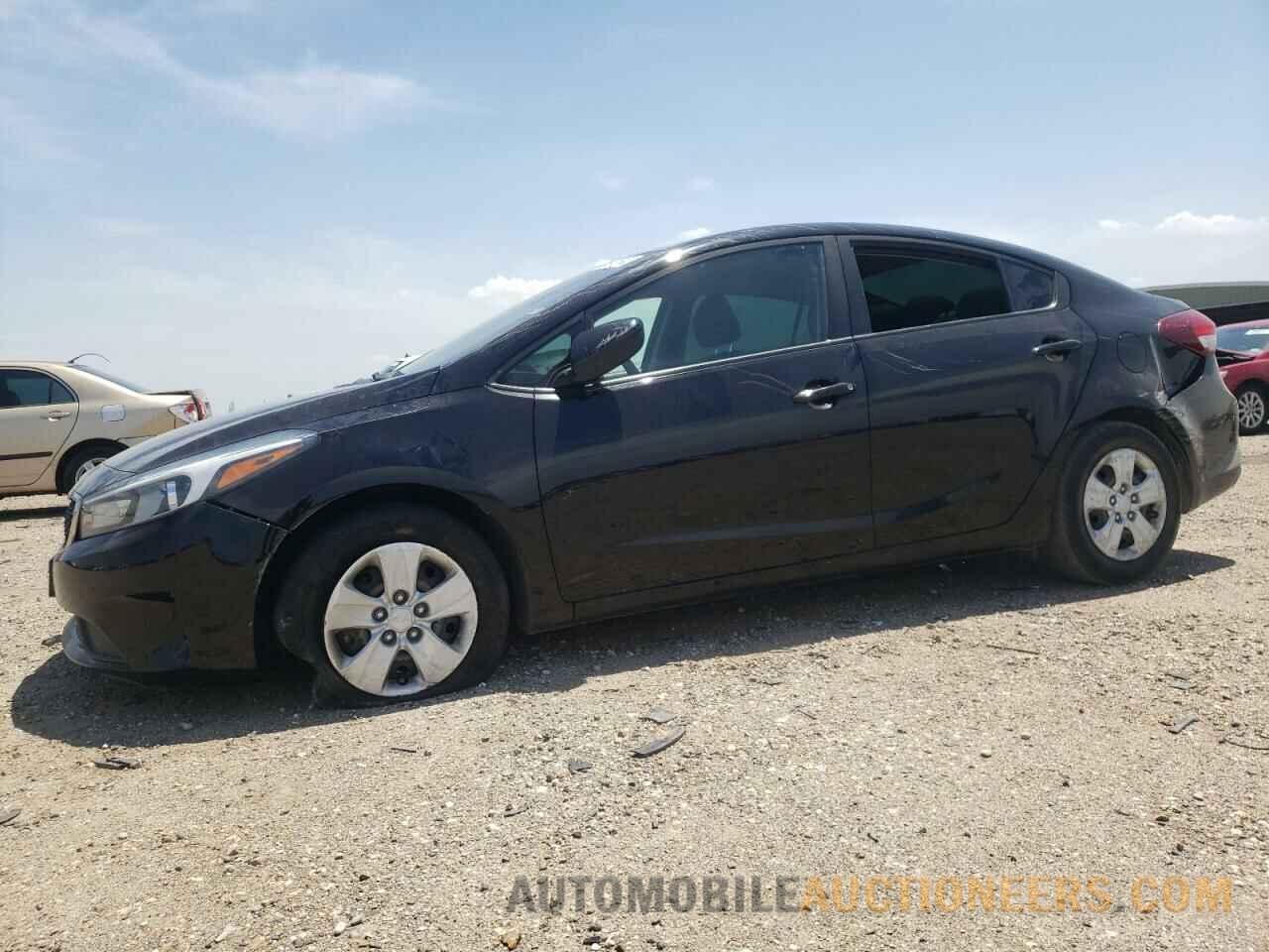 3KPFK4A73JE246833 KIA FORTE 2018