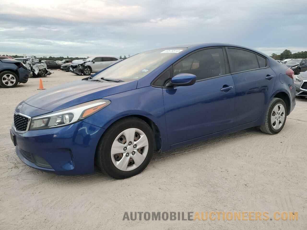 3KPFK4A73JE253426 KIA FORTE 2018