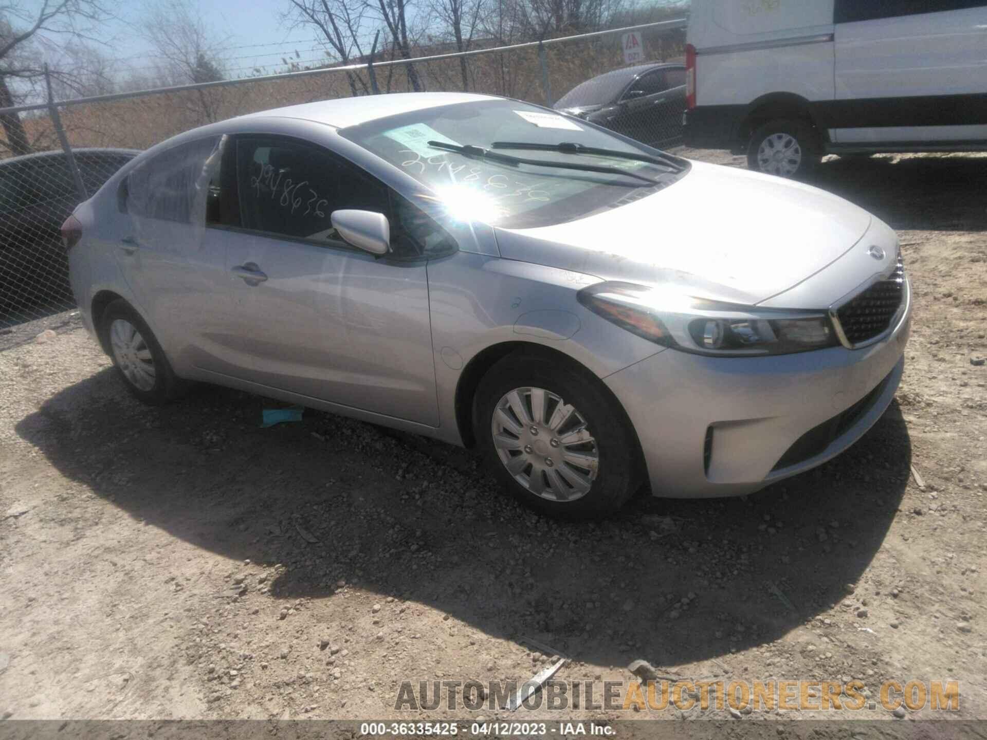 3KPFK4A73JE254687 KIA FORTE 2018