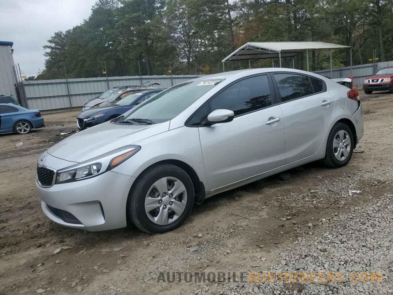 3KPFK4A73JE262580 KIA FORTE 2018