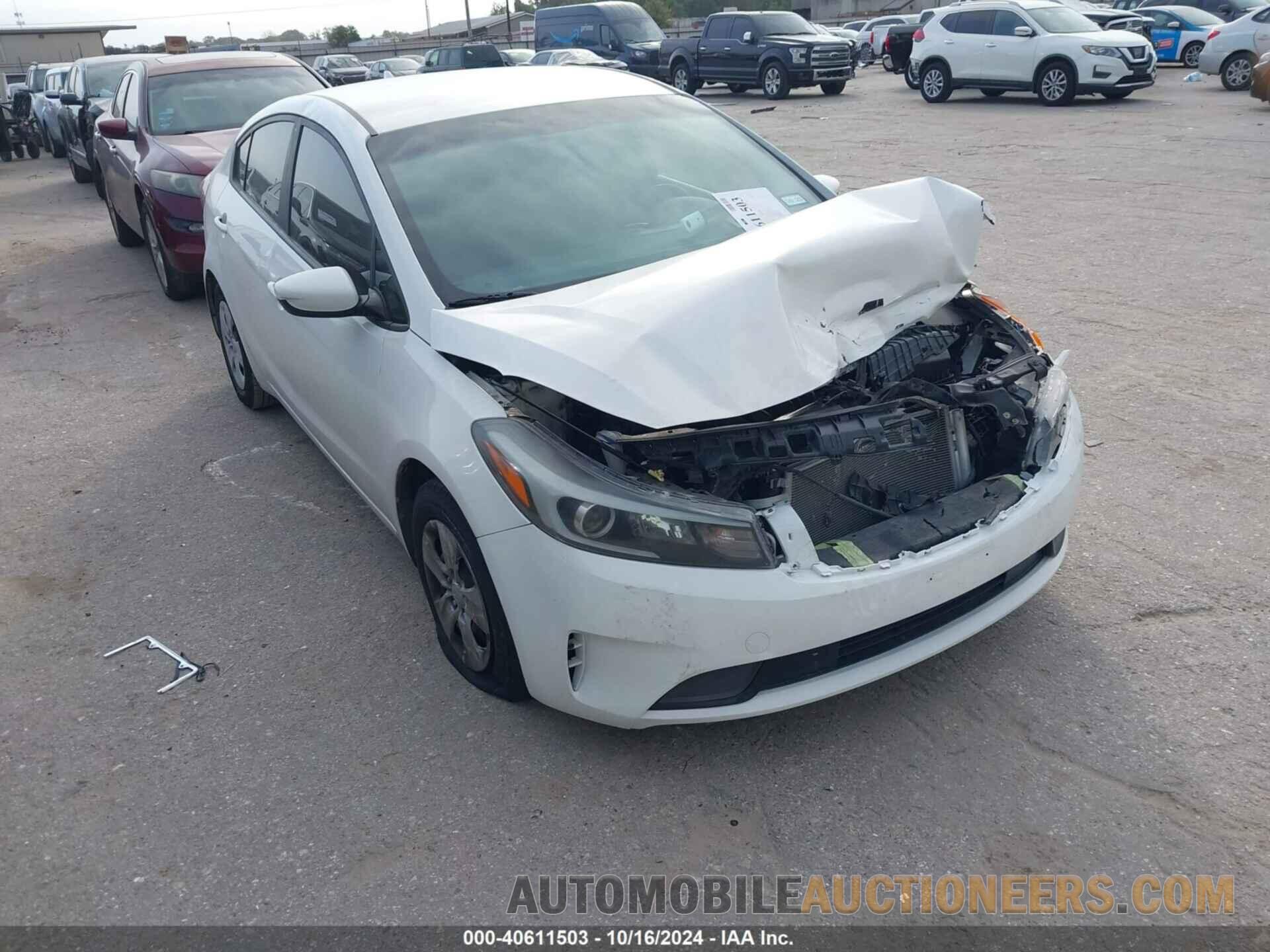 3KPFK4A73JE271697 KIA FORTE 2018