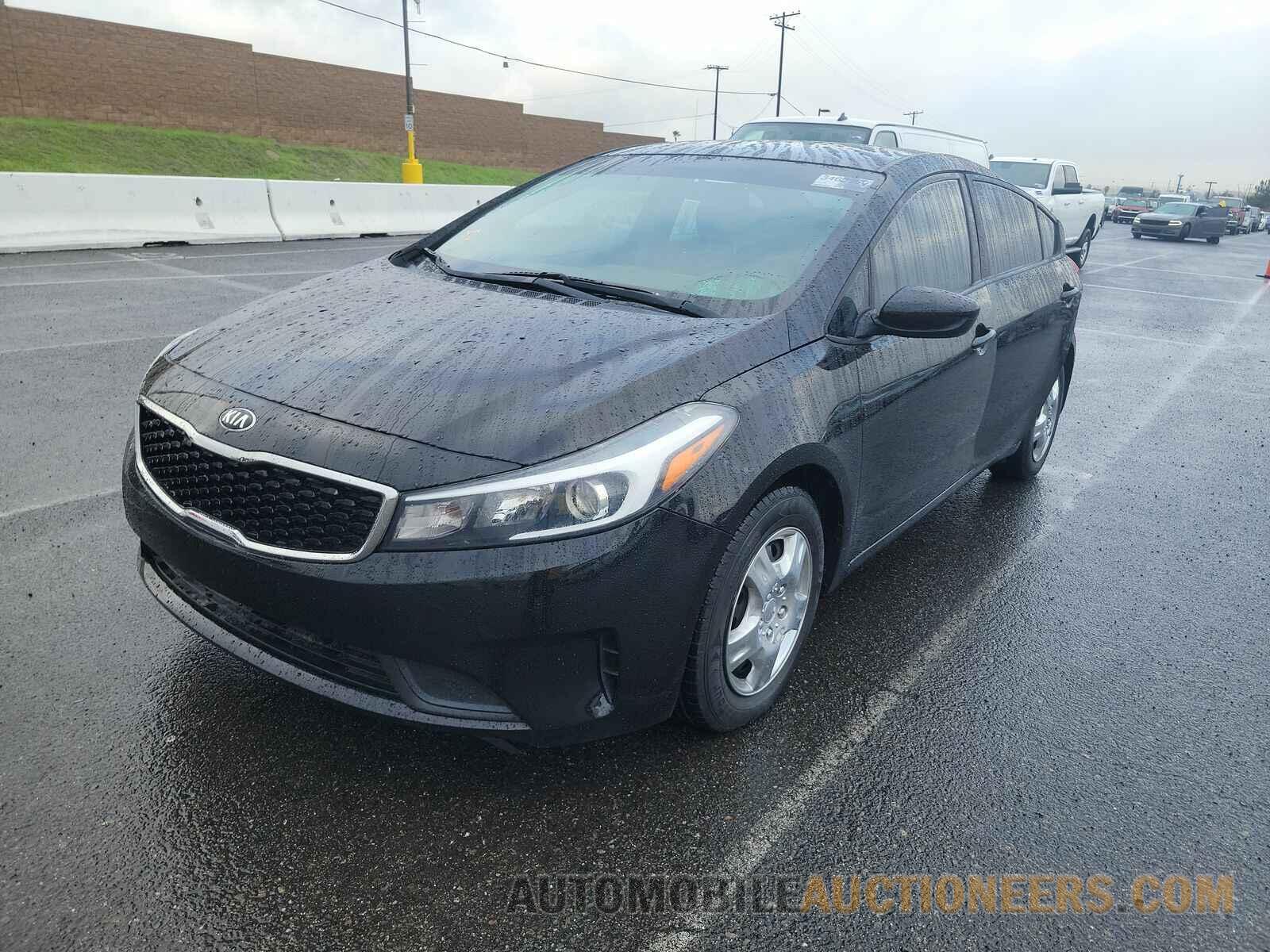 3KPFK4A74HE056193 Kia Forte LX 2017