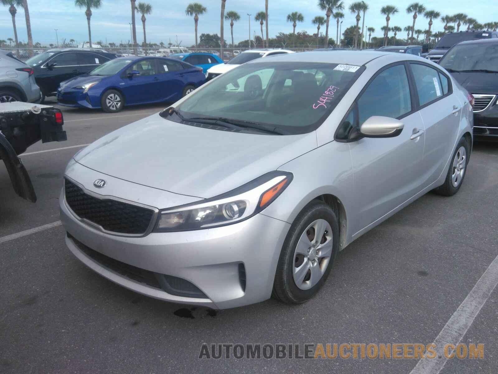 3KPFK4A74HE156519 Kia Forte LX 2017